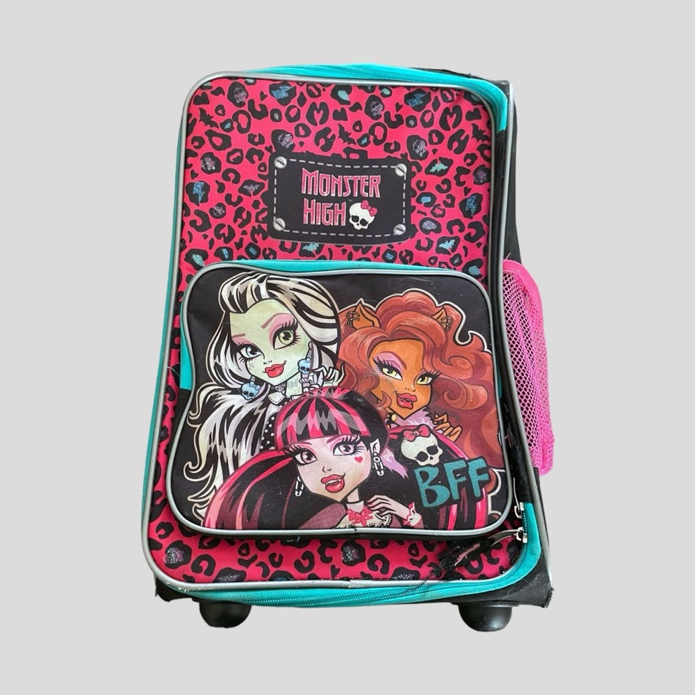 Monster High Dolls Mattel 2014 Rolling Suitcase Luggage Carry On